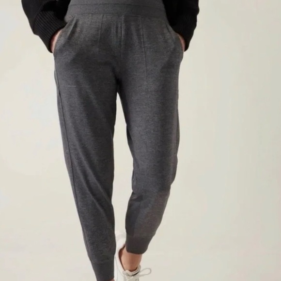 Athleta Pants - Athleta Charcoal Gray High-Waist Venice Jogger Pants XS XSmall